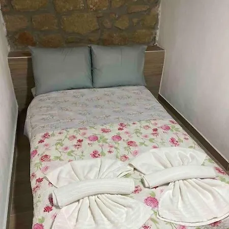 Mikraki *