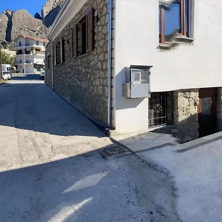 Mikraki *